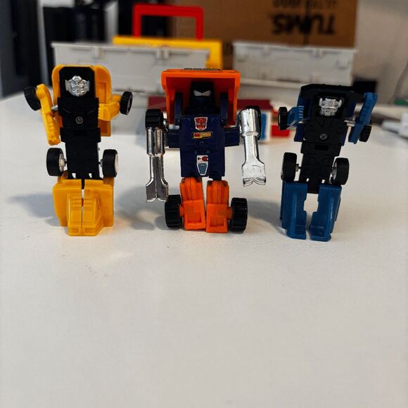 Huffer G1 Dunnuggy Yellow Transformer Minispy Mini Spy Jeep All Takara Tagged - Picture 2 of 5